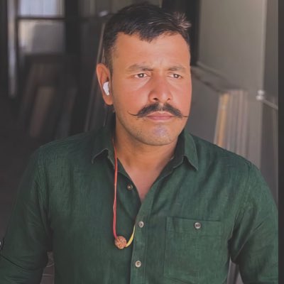 Devanshunique's tweet photo. #NewProfilePic https://t.co/tDxjtLXsMe