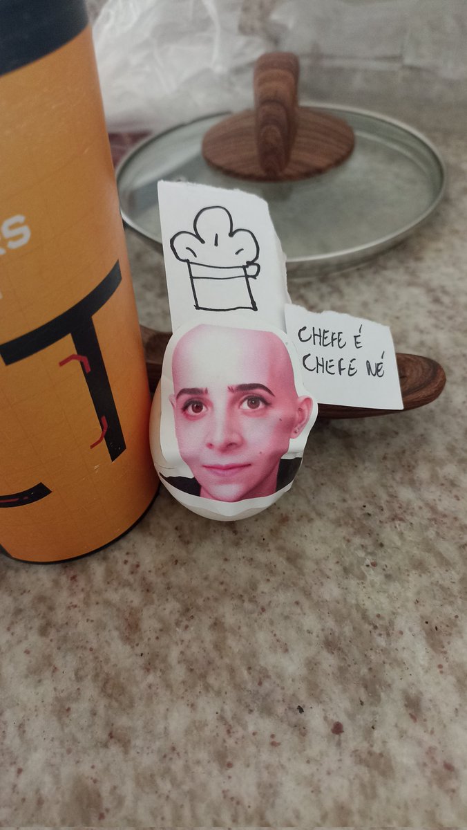 antarckase's tweet photo. Indo fazer o almoço de domingo com o meu filho Mozovo para o desafio #ovokase [Thread] https://t.co/jFrOyFp8do