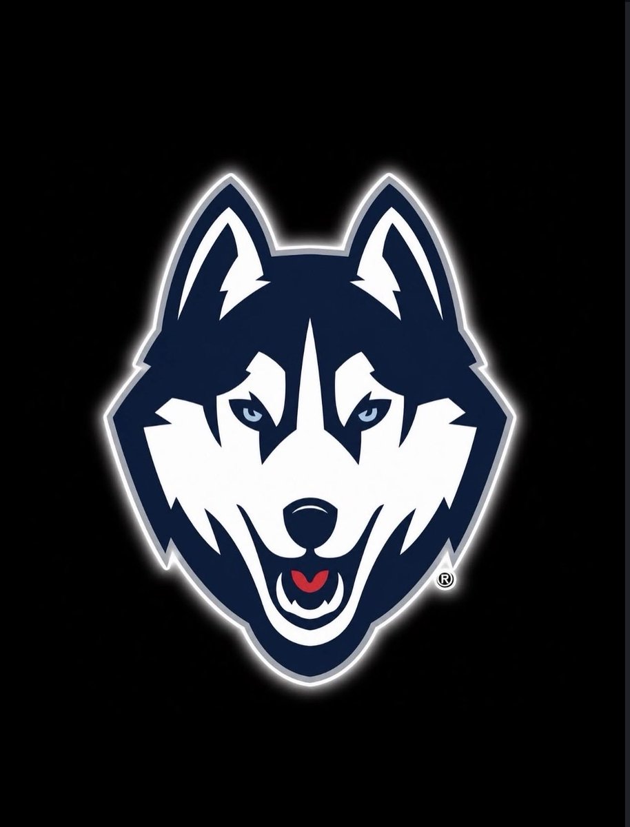 EvanCameron_09's tweet photo. After a great conversation with  @CoachMorookian and @CoachGuard_  I am blessed to receive my first division 1 offer from @UConnFootball 
@CAcatsFB1794 
@Coach_Mella 
@markecke https://t.co/KSr68tBDXY