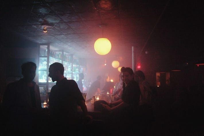 clericesque's tweet photo. , ⊹ ࣪ 90s will having the time of his life in gay bars; he puts on cute outfits and makeup to go, gets drunk and  dances when his favourite songs come on and wakes up the next day with like, fifty voice messages from cute boys on his answering machine .. 💝 (˶˃ ᵕ ˂˶) https://t.co/QzNLg79G08