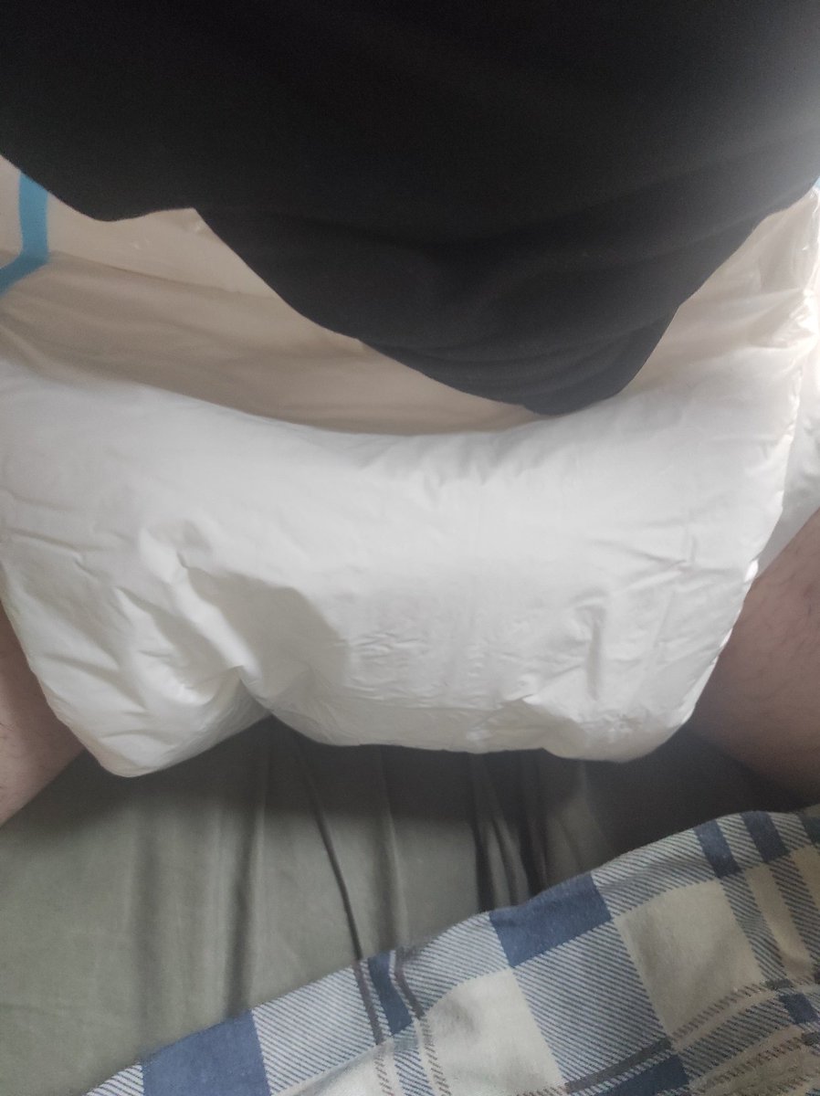 littleLayna's tweet photo. Surprise! >///<
My diaper. owo https://t.co/wND0YSPeha