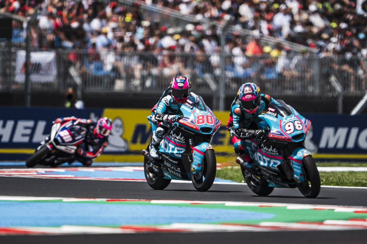 AsparTeam's tweet photo. Strong top 5 finish for the CFMOTO Inde Aspar Team in Hungary

🇬🇧 📰 | https://t.co/JKLe0lVnxS

Destacado top 5 del CFMOTO Inde Aspar Team en Hungría

🇪🇸 📰 | https://t.co/Uz8MuNJTUI

#HungarianGP https://t.co/2KNcbtT074