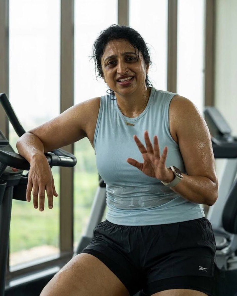 bottlecap_7's tweet photo. Aaa chemata pattina body mottam naakali, chemata kampu vucha kampu puku rasalu taagali, aa sankalu guddalu, puku mottam naakali gap lekunda https://t.co/0Uyj3DpfTz