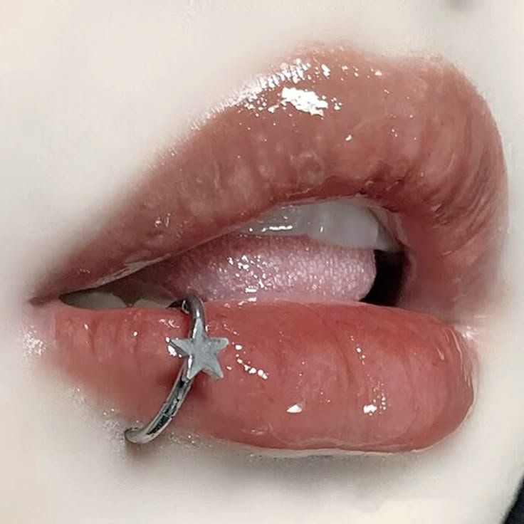 kiara4lora's tweet photo. how pinterest sees me
piercing
sketch
accessory
thing https://t.co/YNvsU2KoQp