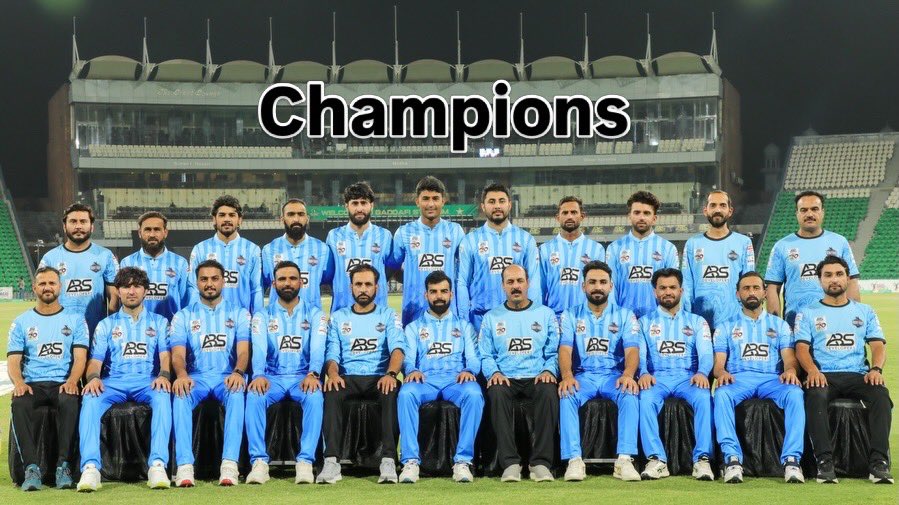 76Shadabkhan's tweet photo. Champions of the National T20 Cup! Proud of the team. The bowling was spot on from the boys and then a clinical chase. A total team effort to the trophy. https://t.co/9Yi334XapZ