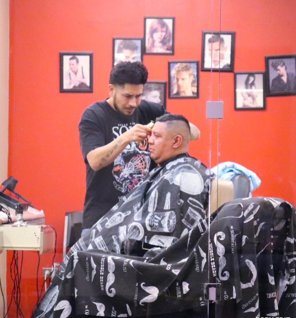 YoungGene2's tweet photo. Get a fresh cut ✂️ and enjoy This SUN 🌞 ☀️ Day .
📷 @YoungGene2 https://t.co/EXkGm5fWgf