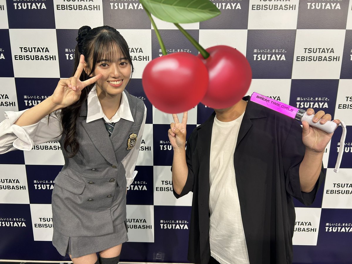 hiroki_star415's tweet photo. 指定2ショット撮影会
ヒラリちゃん🍭 ユリアちゃん🍒
思い出の詰まった衣装や曲、2人との2ショット🍭🍒
少しの間やけどBtGを感じれて嬉しかった☺️
#BREAKTIMEGIRLS #BtG
#ブレイクタイムガールズ
#ひらり #川村悠里愛 https://t.co/1SIoCxIEQC