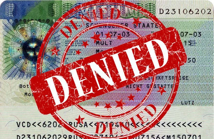 stats_wire's tweet photo. AFRICA'S TOP 20 SCHENGEN VISA APPLICANTS (2024)

Applicants number and rejection rate 

1🇲🇦 Morocco - 619,827 | 19.2% rejected
2🇩🇿 Algeria - 416,739 | 30.9% rejected 
3🇪🇬 Egypt - 226,865 | 24.2% rejected 
4🇿🇦 South Africa - 195,946 | 5.3% rejected 
5🇹🇳 Tunisia - 188,579 | 19.6% rejected
6🇳🇬 Nigeria - 113,359 | 47.9% rejected 
7🇨🇮 Ivory Coast - 81,886 | 31.5% rejected 
8🇰🇪 Kenya - 77,760 | 33.1% rejected 
9🇦🇴 Angola - 72,766 | 45.4% rejected 
10🇸🇳 Senegal - 71,923 | 51.9% rejected 
11🇬🇭 Ghana - 63,725 | 46.5% rejected 
12🇨🇩 DR Congo - 52,048 | 40.1% rejected 
13🇨🇲 Cameroon - 49,925  | 37.5% rejected 
14🇱🇾 Libya - 38,608 | 16.3% rejected 
15🇨🇻 Cabo Verde - 27,598 | 21.4% rejected 
16🇪🇹 Ethiopia - 26,166 | 34.0% rejected 
17🇨🇬 Congo - 25,693 | 48.7% rejected 
18🇲🇷 Mauritania - 25,265 | 37.0% rejected 
19🇬🇳 Guinea - 22,335 | 52.1% rejected 
20🇲🇿 Mozambique - 21,695 | 14.0% rejected

Source: European Commission Schengen Visa Statistics 2024