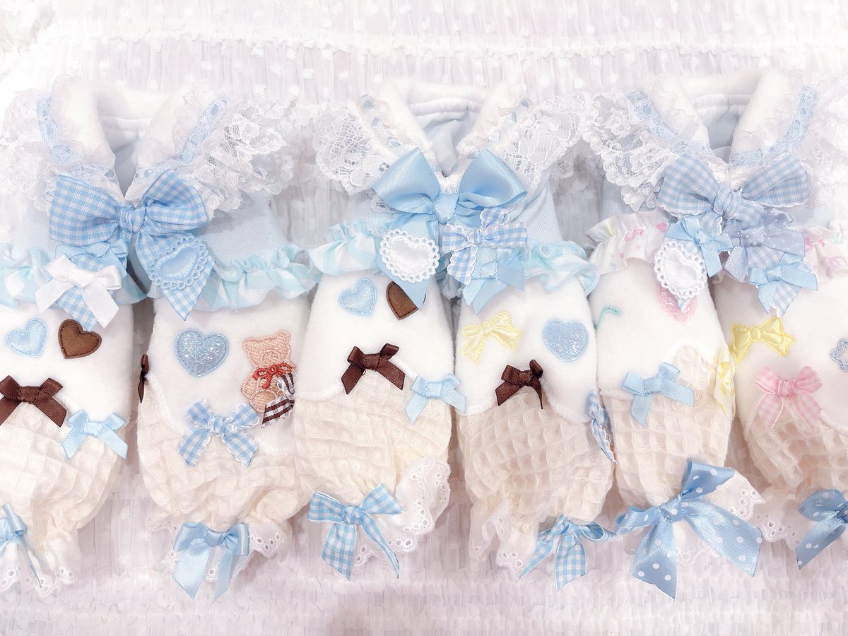 baby_whip's tweet photo. あいすくりぃむちゃん🍨🤍
ぶるー系🧸🫧🩵... 3着
ほわいとで〜/そーだ

みんと系💚🍼🌿... 2着
ちょこみんと/いちごみるくみんと
#babywhip_doll https://t.co/rulhpC175L