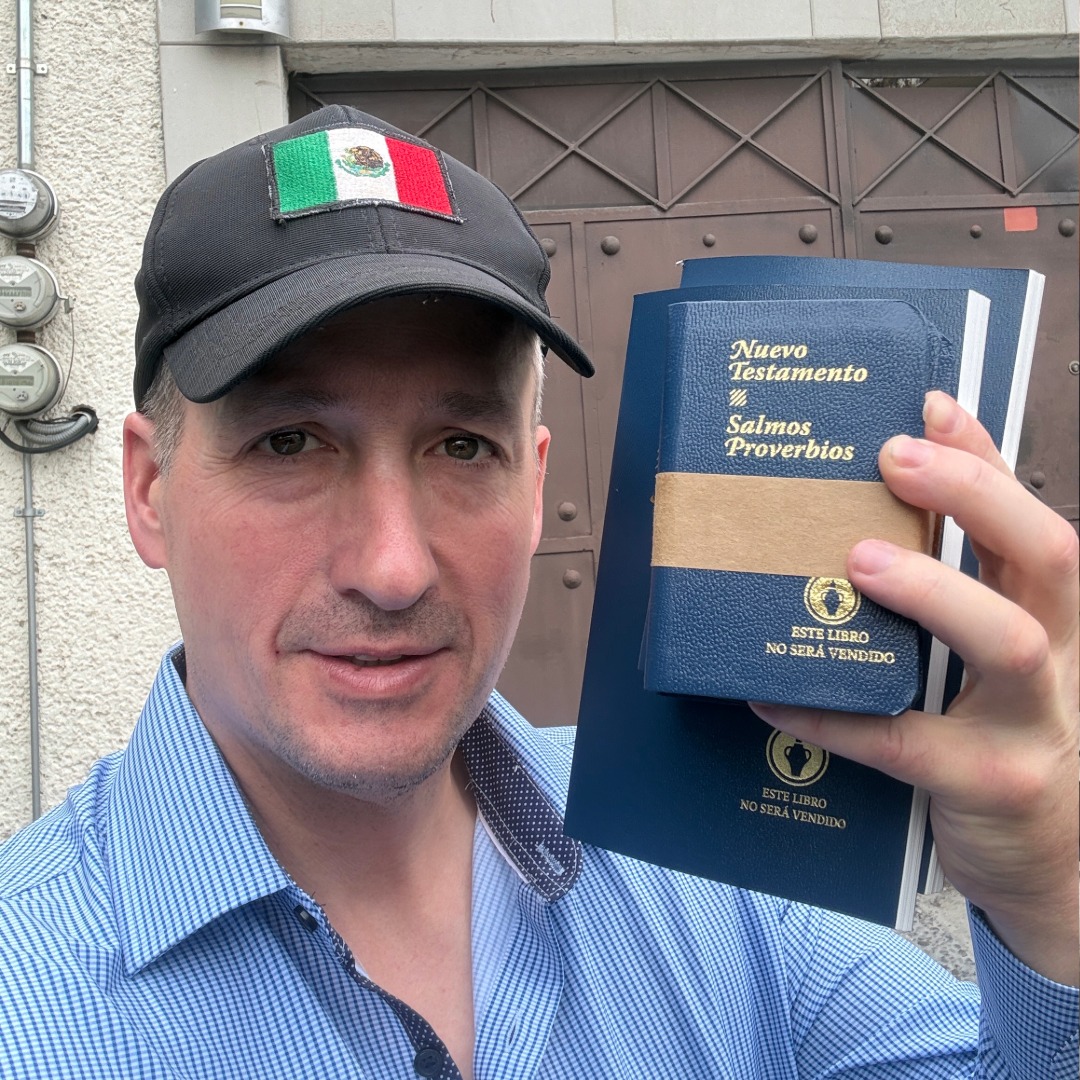 john_elving's tweet photo. 🇲🇽❤️ Ministry Update from Mexico City ❤️🇲🇽

Yesterday was a great day of ministry here in Mexico City! 🙏

I had the opportunity to connect with pastors and ministry leaders, speak at a Gideons ministry gathering, share my testimony, pray for people, and introduce both my ministry and my book. 📖✝️

One exciting development is that I found a local printer who will be printing copies of *The STREET: The Brother John Elving Story*. 📚 My goal is to place these books into recovery centers, churches, and resource centers where they can encourage people struggling with addiction, family crises, and difficult circumstances.

If you would like to help sponsor the printing of additional books, your support is greatly appreciated. Every book is given away free of charge. ❤️

The heart of my ministry has always been simple: everything I do is free and supported by friends who believe in reaching people with the love of Jesus. 🙏

I'm also looking forward to participating in food outreach at a local recovery center in the coming days. 🍲🤝

God bless,

Brother John Elving

If you or someone you love is struggling with addiction, homelessness, or life on the streets, my website is completely free and I will do everything I can to help:

Download my book for free 
https://t.co/AFbkbbNVQa 

Donate to my work:
https://t.co/5TBsy5zvkt