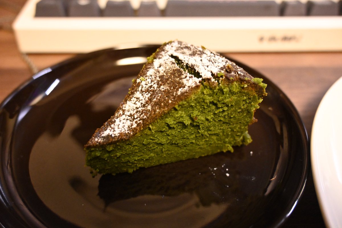 jowks8's tweet photo. 抹茶のガトーショコラを作りました。
ゲチで美味かったです。 https://t.co/KmDOlHxw1k