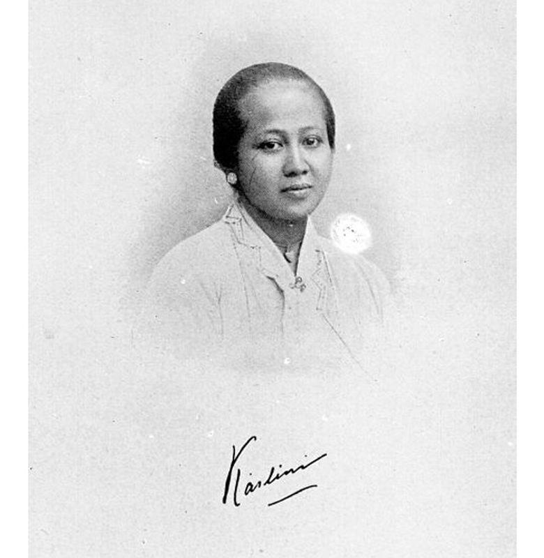 azizkomputer's tweet photo. @eLAmaravati Apakah sudah mencoba menggunakan foto ini sebagai cover? https://t.co/djIhvcXoIL
