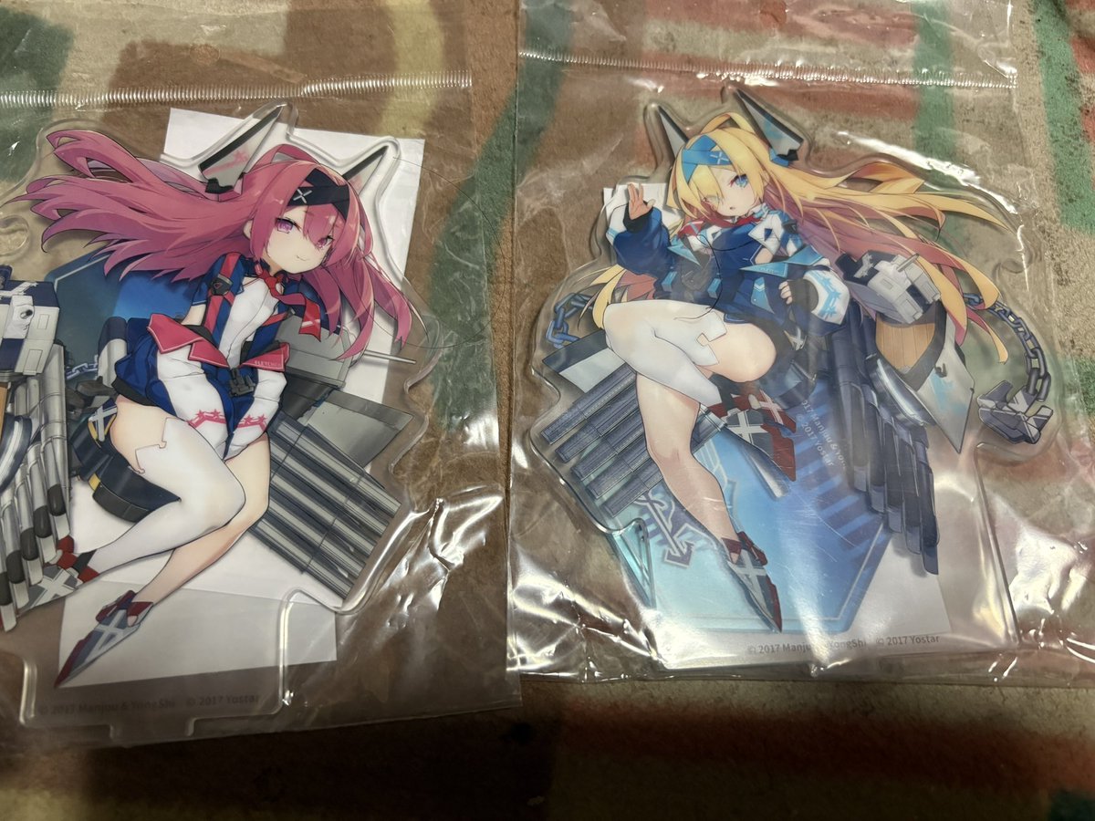 tenteru4649's tweet photo. 今後この子達のアクスタがまた出るとは思えないから買っちったのぜ https://t.co/xmwamxCqr3