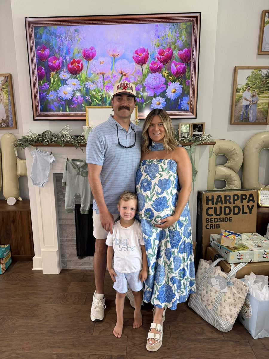 bobbyydeee's tweet photo. Celebrated our newest addition to the Lammey crew 🩵 https://t.co/O2NdHlxMHm