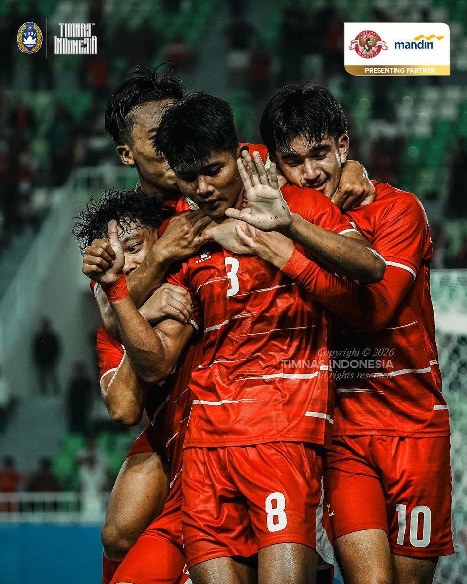IndosFC's tweet photo. 🚨 Selamat untuk tim Indonesia U19 yang berhasil memastikan lolos ke Semi Final Piala ASEAN U19 2026 usai berhasil menyapu bersih seluruh laga fase grup dengan kemenangan

✅ 3-0 🇲🇲Myanmar U19
✅ 3-0 🇹🇱Timor Leste U19
✅ 2-1 🇻🇳Vietnam U19

Congratulation boys especially coach Nova Arianto! Rispek! ❤️🇮🇩