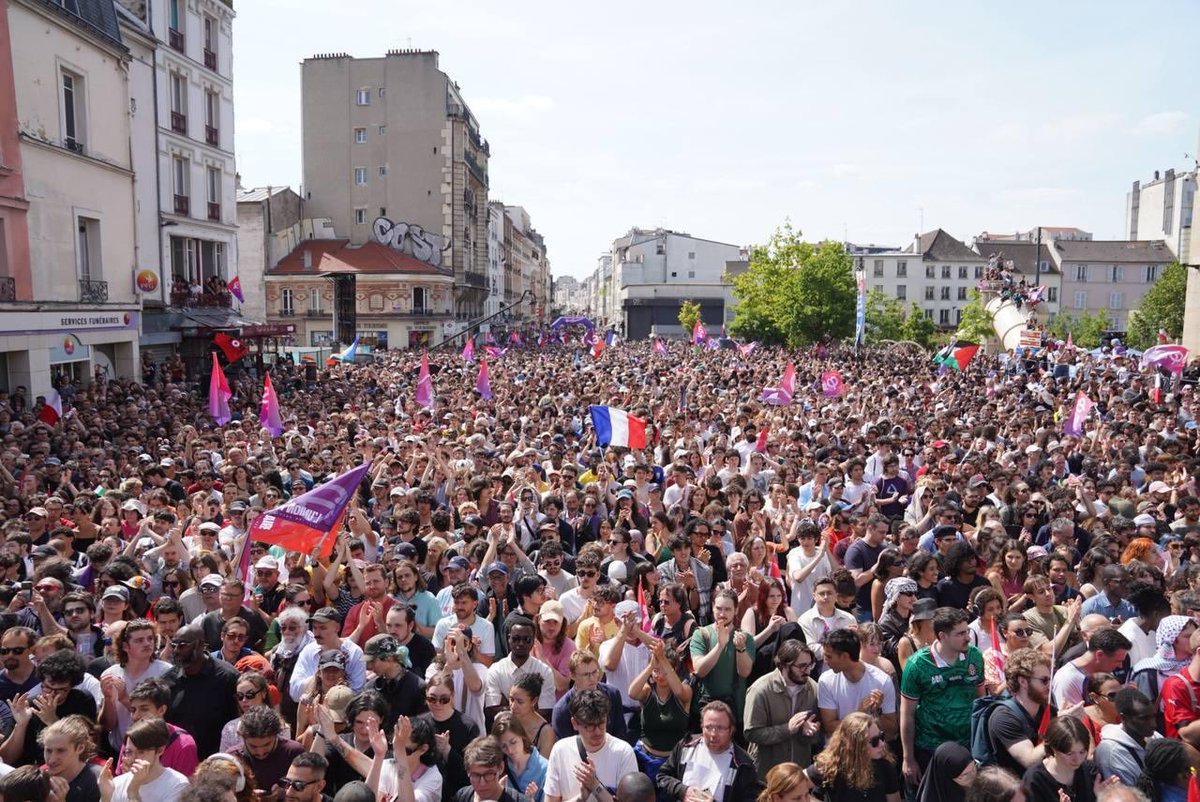 PaulVannierFI's tweet photo. 26 000 personnes rassemblées à Saint-Denis pour le meeting de Jean-Luc Mélenchon.

Voyez notre nombre : ici est la force. 

En avant vers la victoire ! 

#JLMSaintDenis #Melenchon2027 https://t.co/ZtIQ5xHFyP