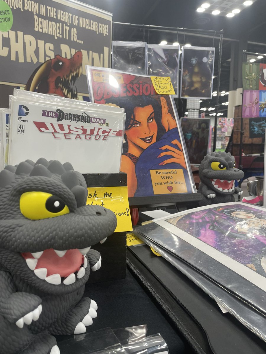 jukeboxromeo's tweet photo. @Indiana__CC - Day 3 of Indiana Comic Con! Let’s goooooooo! Come by and talk comics, monsters and movies! And grab a quick sketch while you’re here. #indianacomiccon #comics #art #kaiju #godzilla #obsession #comic https://t.co/aRFi39ub68