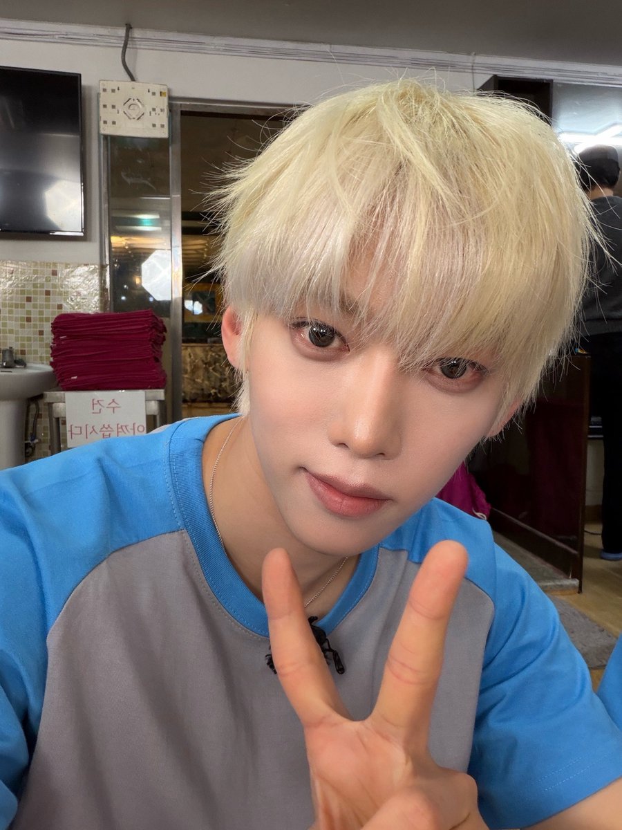 nkd_db's tweet photo. 진심 캠존잘🫪🫪 어떻게 퍼컬이 찜질방 ♨️ https://t.co/V3acVv58tc