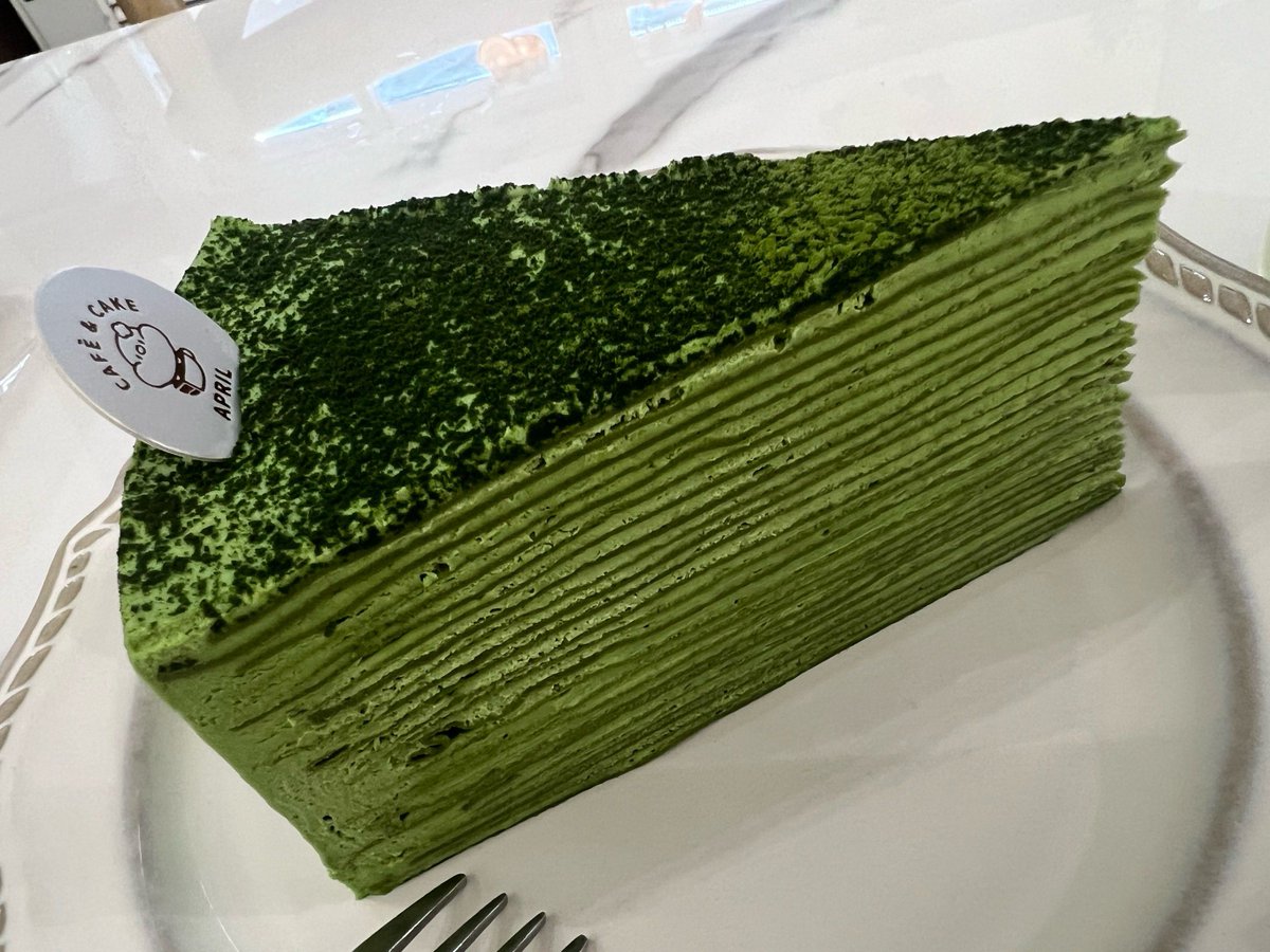 TanjaJrgenshvn's tweet photo. Just unlocked a new vibe at the downtown pop-up café—zero-waste cups + matcha that hits different. Urban self-care = https://t.co/Ec5Y5UMR7s