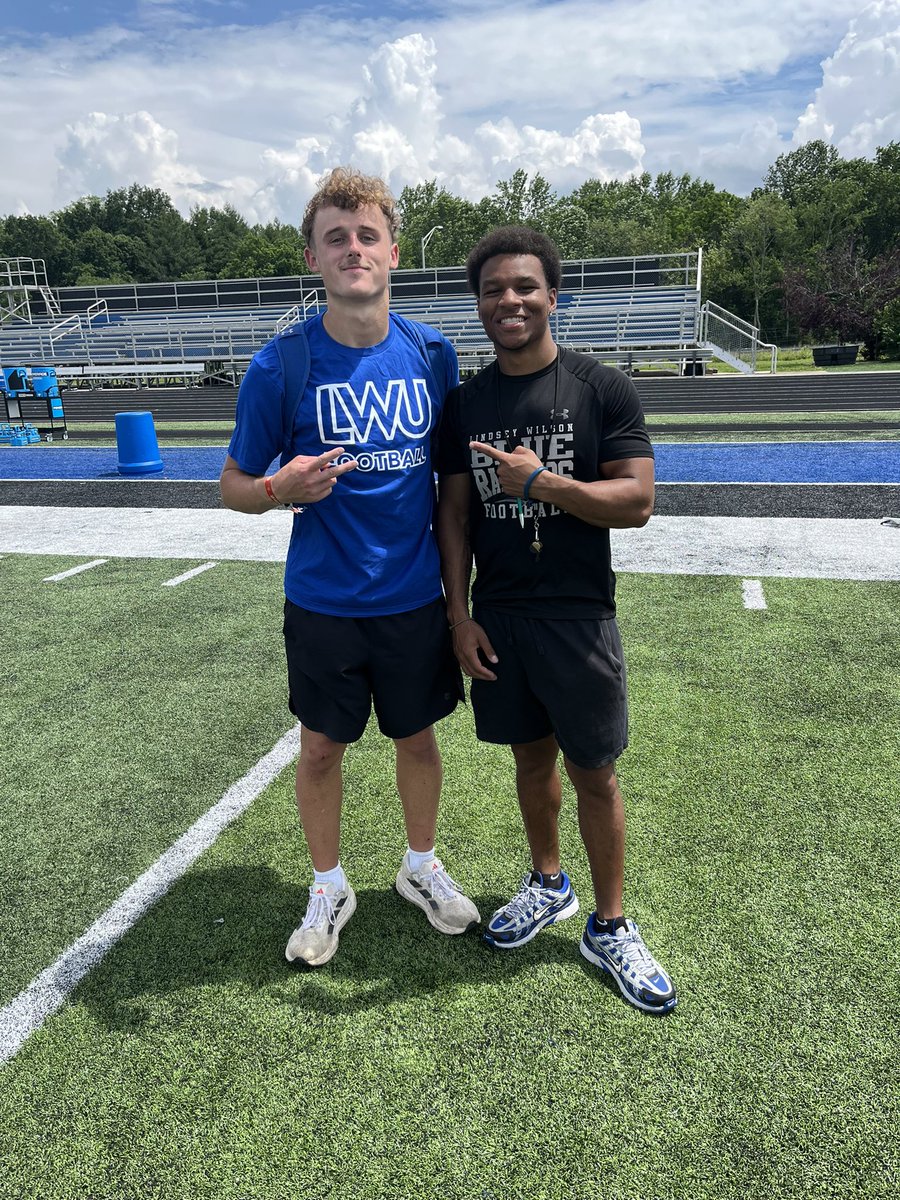 Overton__'s tweet photo. I had a good time at the Lindsey Wilson prospect camp it was a lot of fun and appreciate @Coach_Gurau for the invite and for good conversation with him and @DariusJr17 

Looking forward to talking more and continuing to get after it https://t.co/kTn4slARh2