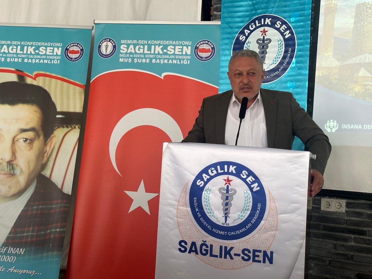 SSMahmutFaruk's tweet photo. Sağlık-Sen Muş Şubemizin 6. Olağan Genel Kurulu’nda güven tazeleyerek yeniden şube başkanlığına seçilen Fehmi Kuzey Vurar başkanımızı ve yönetim kurulu üyesi arkadaşlarımızı tebrik eder, başarılar dilerim. https://t.co/jjxSsWH9gg