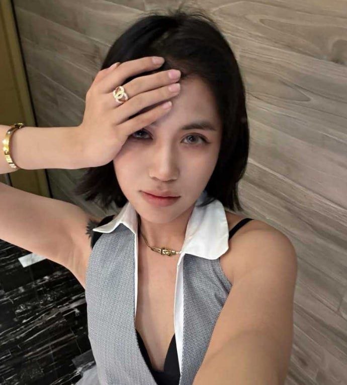 1225next's tweet photo. 炸裂大瓜 好吃 关键词：网易云  西安麻辣烫 主播身材香 浮云还在吗 51吃瓜妹 小米汽车销售  涉事女主都很极品阿  
入口https://t.co/y74QJU7OTO https://t.co/7Dr1LrhUaP