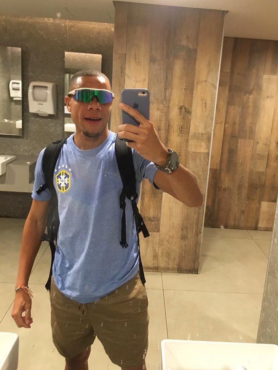 WillianGuedess2's tweet photo. Rio🔥😎🌞 https://t.co/49r0tOb32a