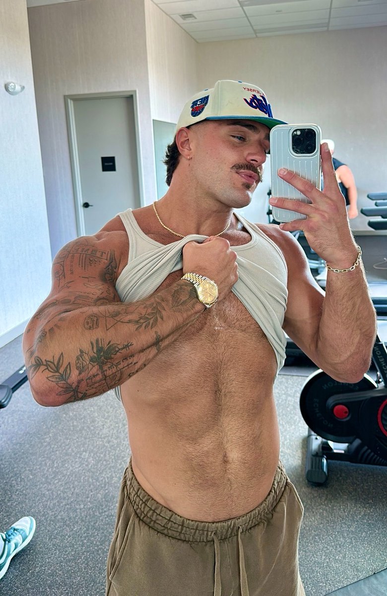 jfit_98's tweet photo. https://t.co/W0EpM6ifpB
HALF OFF RN!🌶️ https://t.co/HQ3zlJhrjZ