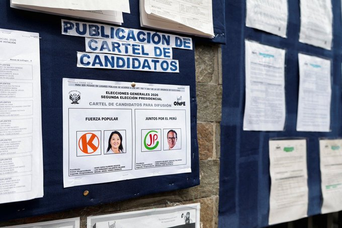 DeUltimoM's tweet photo. Abren casillas en Perú; están convocados más de 27 millones de ciudadanos https://t.co/L032fb5sne