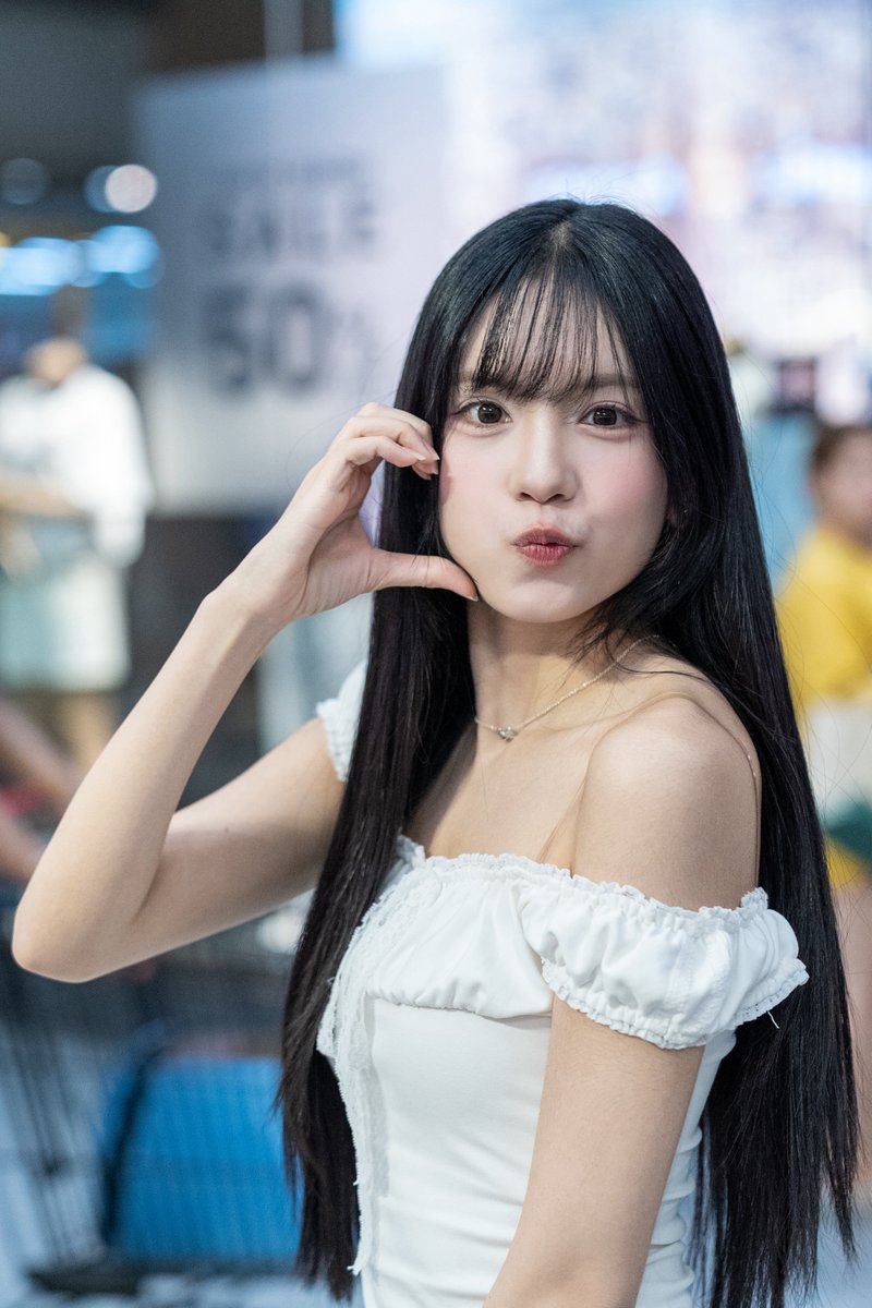 offoffvi's tweet photo. เติมแป๋วครับ😆
#LuksornBNK48
#BNK48 https://t.co/elwUZlbDLt