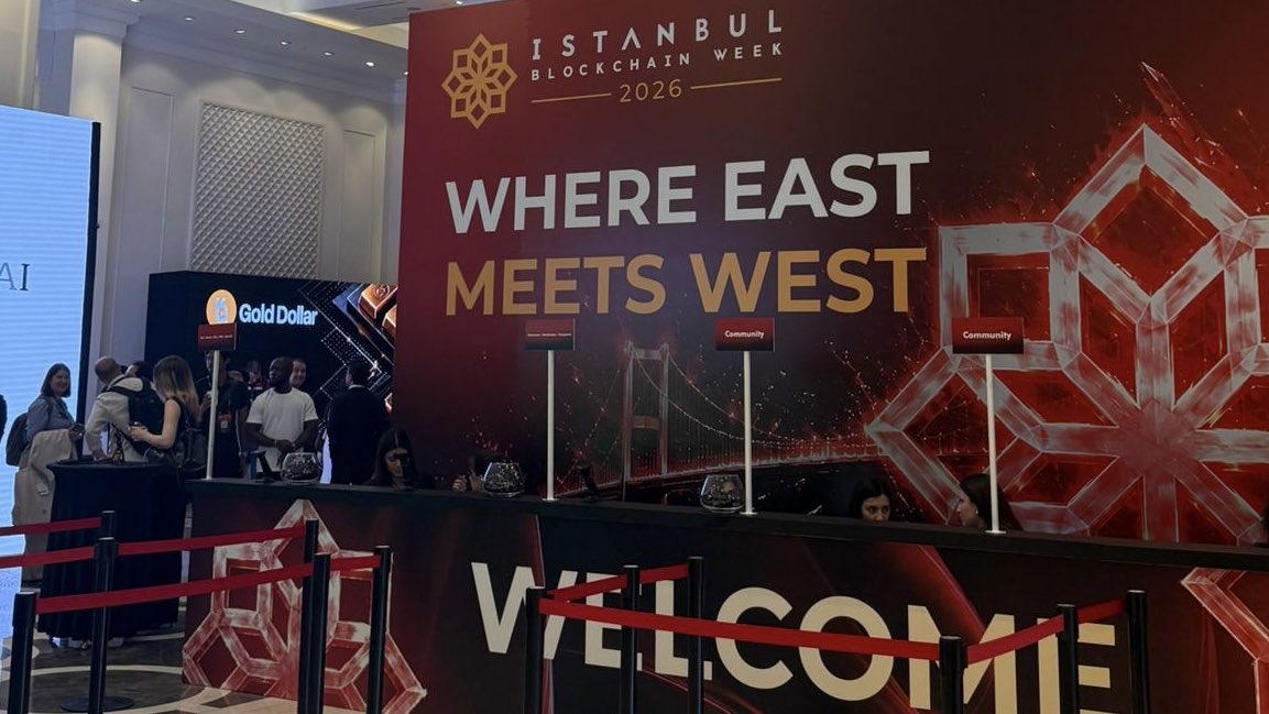 kseniashikasset's tweet photo. Great energy at Istanbul Blockchain Week! It was amazing to catch up with the global community and talk in person with the teams from @multibank_io @BeldexCoin @USDKG_Official and lovely ⁠@girlgone_crypto⁠ 

Next stop for HSC conferences: Vietnam /Korea /Singapore /Abu Dhabi 🚀 https://t.co/rhiqgcDXOK