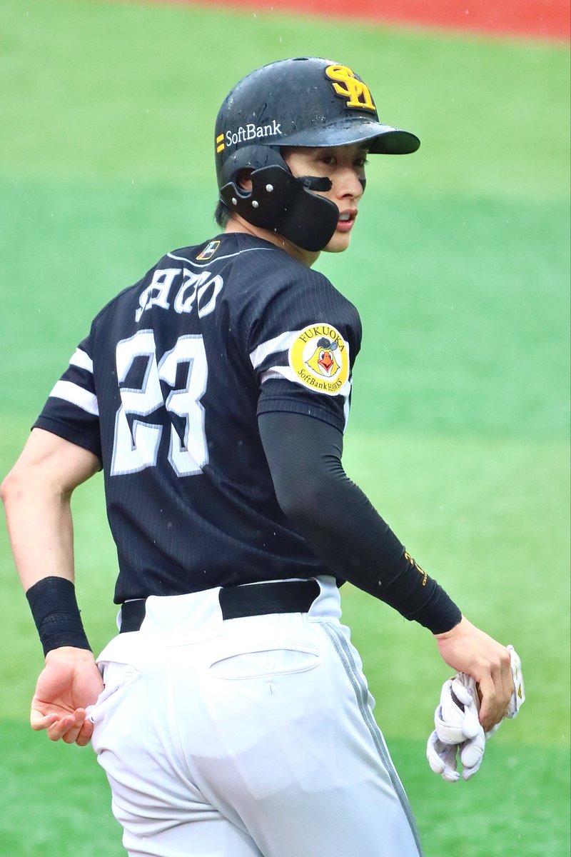Hyper_Beam15O's tweet photo. 👍👀🌟

#sbhawks 
#周東佑京 選手 https://t.co/Zex5v6XLma