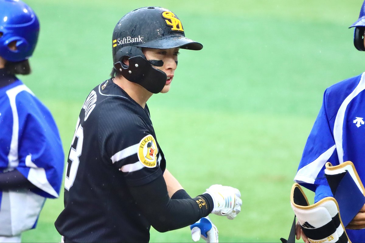 Hyper_Beam15O's tweet photo. 👍👀🌟

#sbhawks 
#周東佑京 選手 https://t.co/Zex5v6XLma