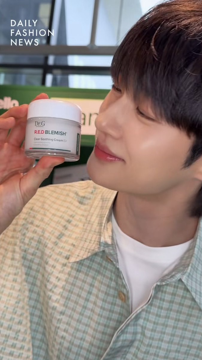 IS2WS's tweet photo. 꿀빵 사진에서 벗어나는 법 아시는 분 https://t.co/Q9K9cWee4K