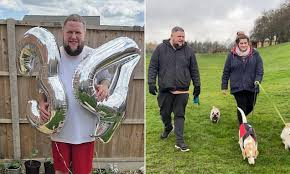 02victoria's tweet photo. @MarkJCarney And when...'suddenly'😪📷*Dean Potter-34-UK *After 8 years trying to conceive, recently found out he was a father-to-be  *September 26, 2025 *Tragically, Dean died suddenly and unexpectedly of an undiagnosed Heart Condition while celebrating his 11-year anniversary with hisAnd wh https://t.co/AB36rkrAP6