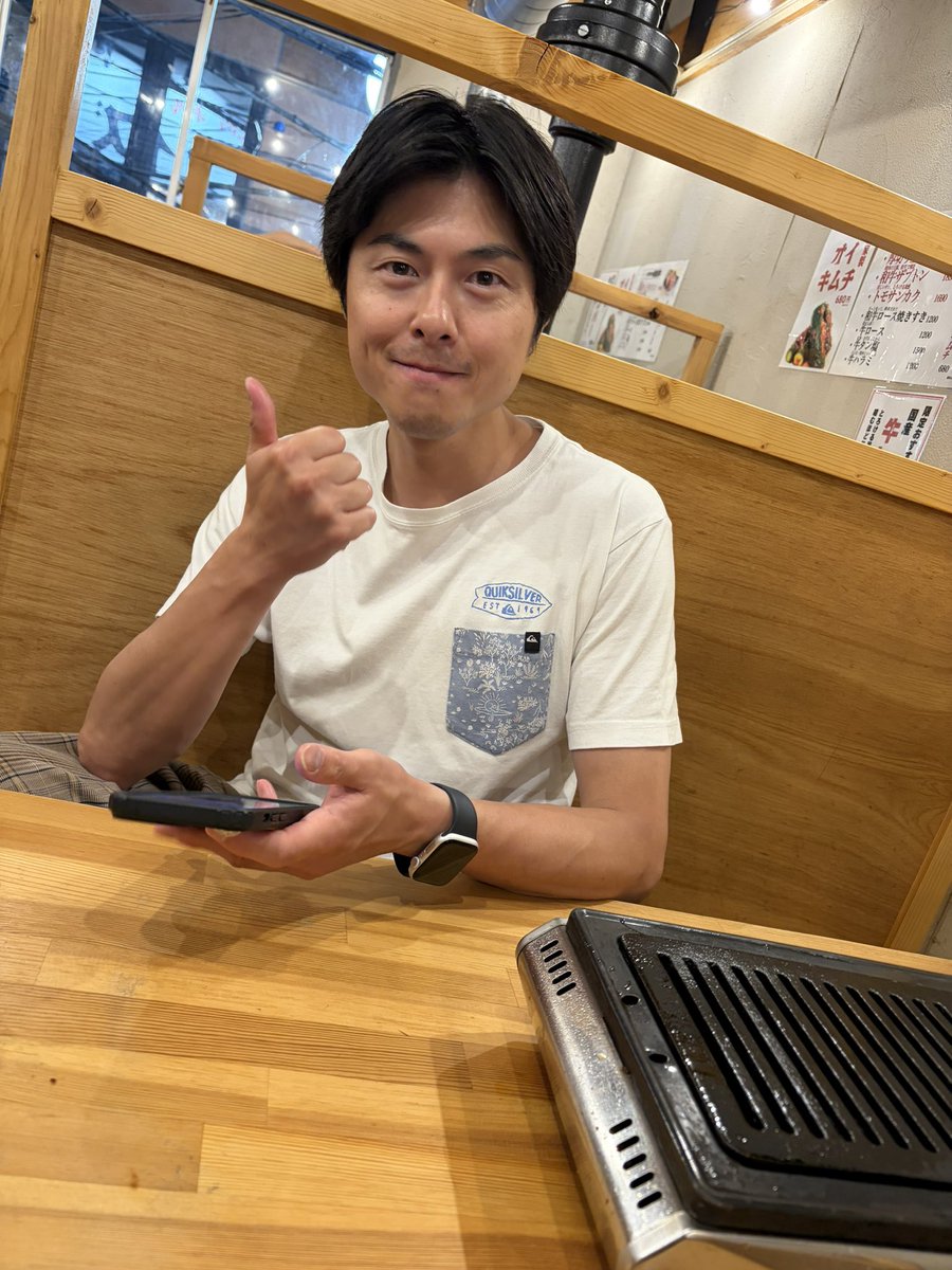 ebinter25's tweet photo. お子様ランチありがとうございました🍳
初めて出ました！しかもピン😭めっちゃ楽しかった！

2026年おもしろ荘入居者たちにたくさん会えた！最高🏠🏠伝説の年にしよう⚔️⚔️

終わりにけーた君と🍻
酔っ払ってた！酒弱い。相方不在の中で俺が一番酒強い

6/11相方不在ライブあります！ぜひきてください🔥 https://t.co/Ei7dr5TFRu