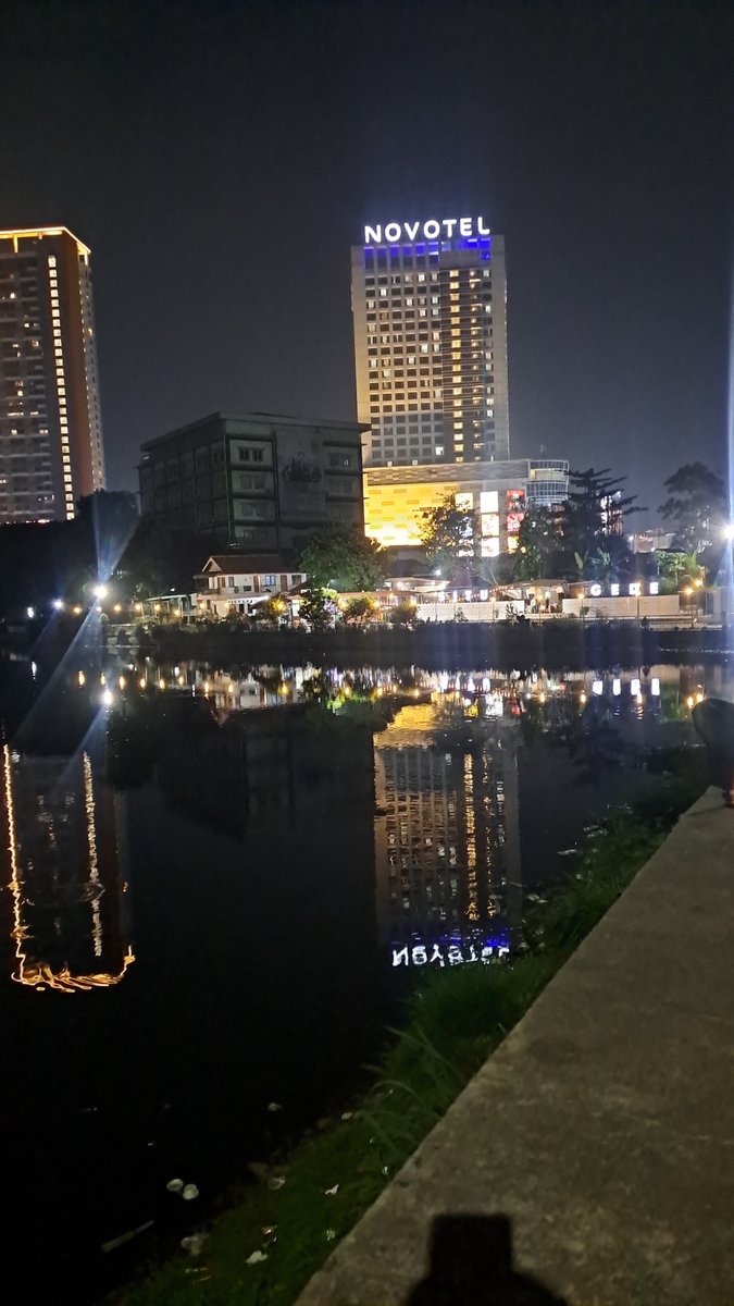 Adhani84's tweet photo. Danau moderland
Nyari angin https://t.co/5WaW0yAevz