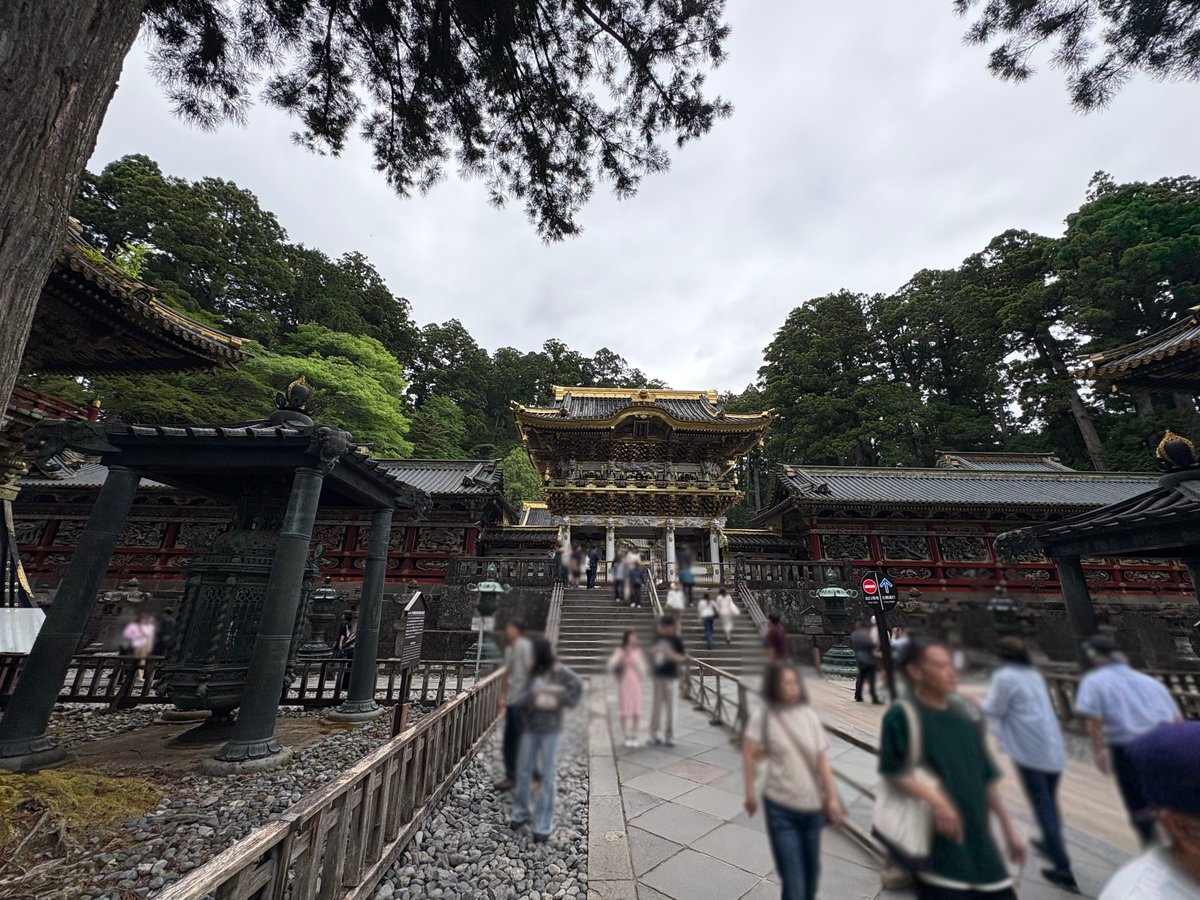 jopsia's tweet photo. 栃木県日光市の日光東照宮（1617年創建）は、江戸幕府初代将軍徳川家康を神格化した、東照大権現（とうしょうだいごんげん）を祀る神社である。陽明門（1636年造替）は、日光東照宮を代表する建造物であり、豪華絢爛で見栄えが一番良いと思う。 https://t.co/Ev5tsOyE3P