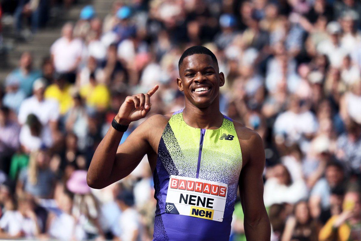 Diamond_League's tweet photo. A surprise in the men's 400m!

Zakithi Nene storms to 44.48 in lane nine to defeat #DiamondLeague champion @jacoryp77!

#StockholmDL🇸🇪
📸 @GorczynskaMarta / Thomas Windestam https://t.co/DAiPbL1Vn7