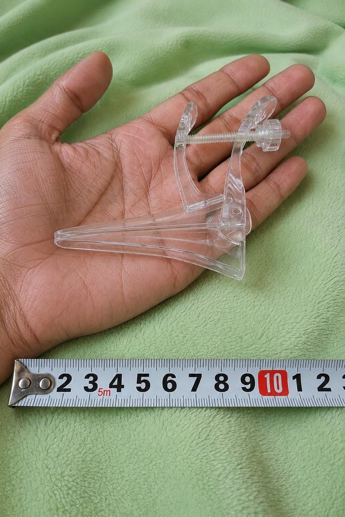 RitikaForX's tweet photo. What is this thing? Any idea? 🤔😳
At first glance, this small transparent plastic tool looks super simple… but also quite mysterious!
The tape beside it gives a rough idea of its size — so it’s definitely a compact handheld gadget 😮
People are guessing different things👇
🔹 Some say it’s a medical tool
🔹 Some think it’s a beauty or skincare device
🔹 Others believe it could be a DIY or precision clipping tool 😅
But the real question is👇
👉 Have you ever seen something like this before?
👉 And what do you think it is used for?
 Drop your guess in the comments…
Let’s see who gets it right! 😎🔥