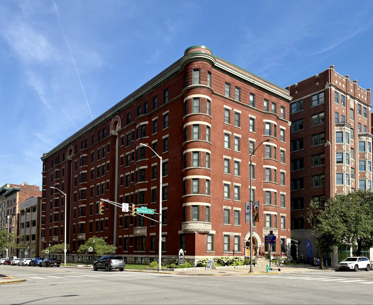 JoshLipnik's tweet photo. The Blacherne Apartments (1895)
Indianapolis, IN

The first highrise apartment building in Indianapolis, built by author Lew Wallace using the proceeds from his best selling 1880 novel Ben Hur. https://t.co/RcS4btTxtz