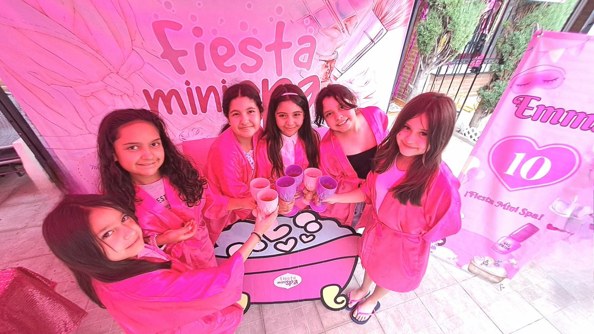 fiesminispa's tweet photo. Descubre por que todas nuestras pequeñas aman Fiesta Mini Spa 💖 💞💅🏻¡Agenda y haz que su cumple sea el más único de todos! 🫶🏻✨💕

#fiestaminispa #spaparty  #spaparaniñascdmx  #partyspa #spaday #spainfantil #cumpleañosinfantiles  #spaparafiestasinfantiles #spaparaniñas #Spa https://t.co/wI01CczWyq