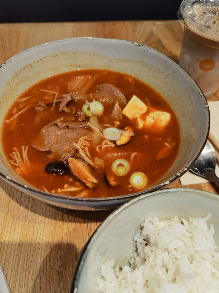 YURIJIMGOM's tweet photo. Craving cozy exotic vibes Try tonight’s homemade kimchi jjigae—spicy, fermented, and pure Korean comfort that warms you from the inside out ， https://t.co/tTwJEb4WxZ