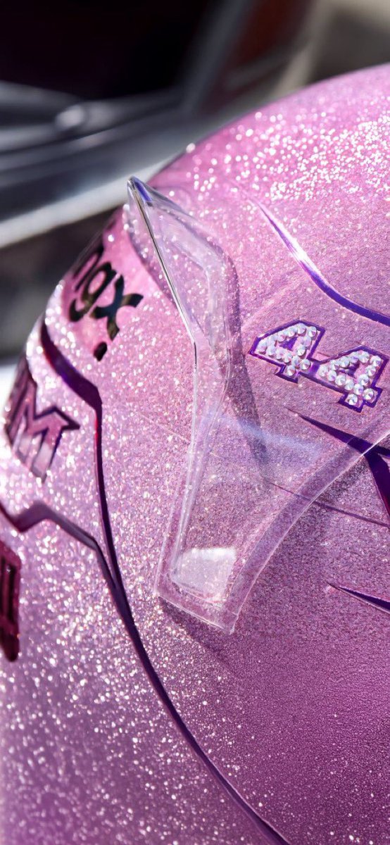 fastpitstop's tweet photo. Purple outfits, purple helmet, podium 🥳 https://t.co/n9q8T7Cx1T