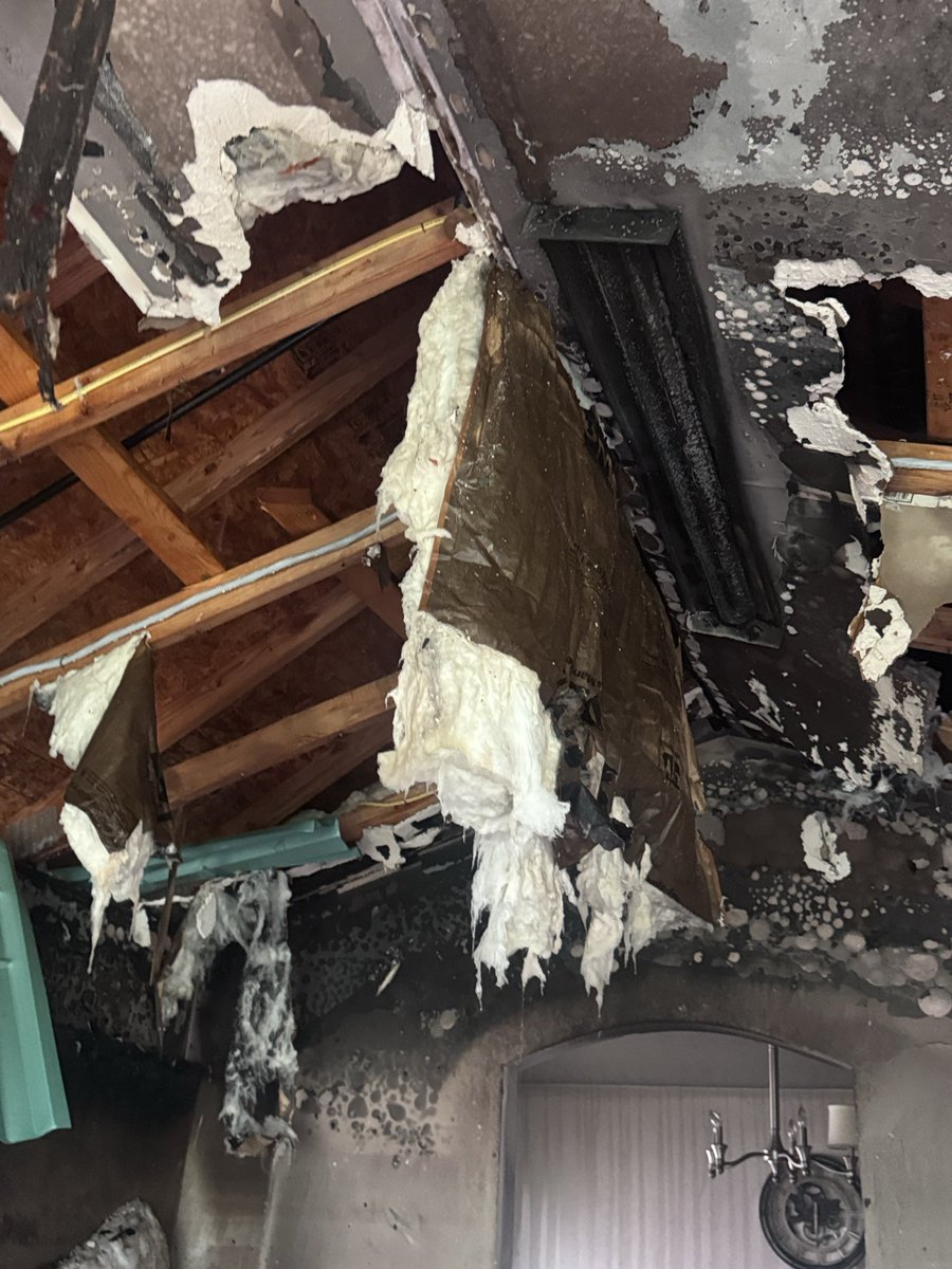 Fairburn_Fire's tweet photo. 🚒 Great stop by our crews today! Responding units made an aggressive interior attack on a grease fire, quickly bringing it under control and preventing the structure from becoming a total loss. Outstanding work by all personnel involved. #ProudToServe @CityofFairburn https://t.co/FI5NsU9iI1