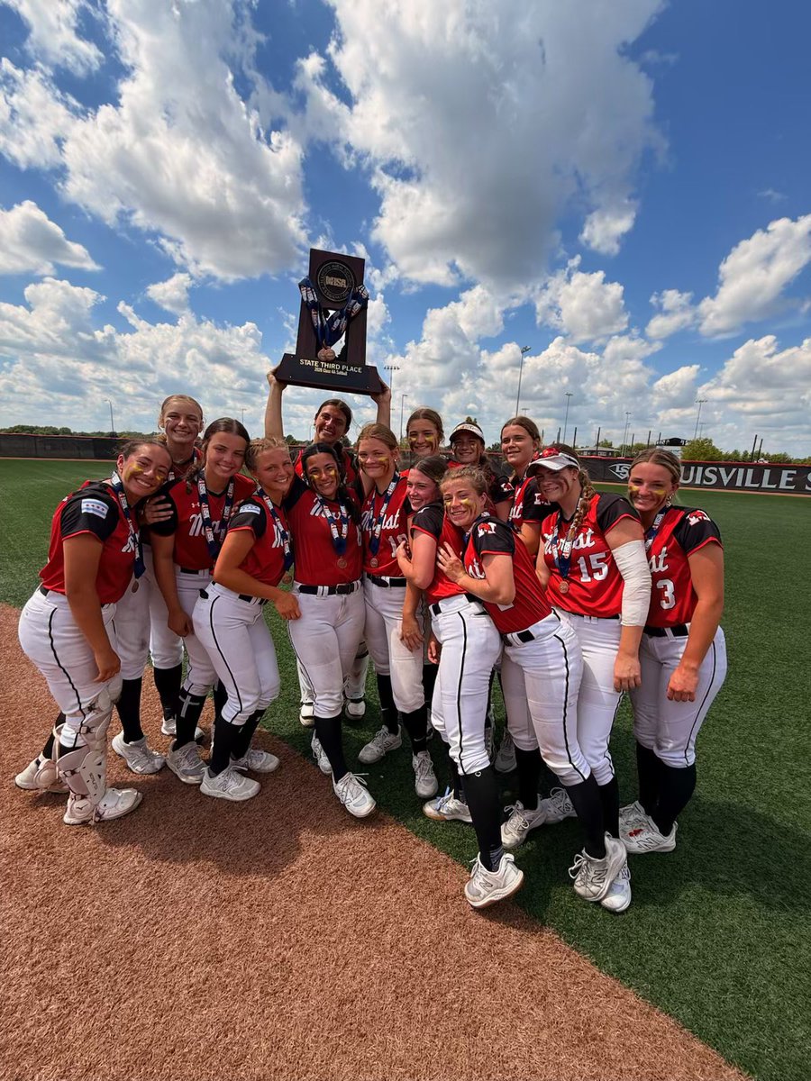 RedHawkSB's tweet photo. team 24 forever ❤️🖤 https://t.co/1DUoC0fnWd