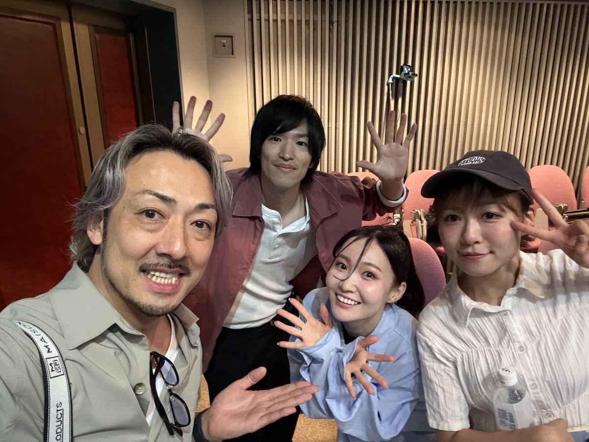otarukeigo's tweet photo. 東京戦区 外伝
『京都神狼組異聞-血塗れの夜明け-』
千穐楽を観劇させて頂きました！

「最果ての花」で共演した片田ミチルちゃん
久々の舞台上の姿を見れた軽辺るかちゃん
刀屋壱さんのフェスで共演した栞菜ちゃん

3人ともに素敵で勇ましい姿を見せて頂きました✨

更に殺陣師がかっしー君とサポートに佐竹君
の最強布陣すぎる体制👍

女性のみのアクション舞台
見応えも充分それぞれの役の関係性も素敵で
熱量高く命を削る芝居は観ててのめり込んでしまうのでこの先の話しがめちゃくちゃ気になる
!!!

皆さん、本当にお疲れ様でした😁

また共演が出来ます様に✨

#東京戦区
#京都神狼組異聞