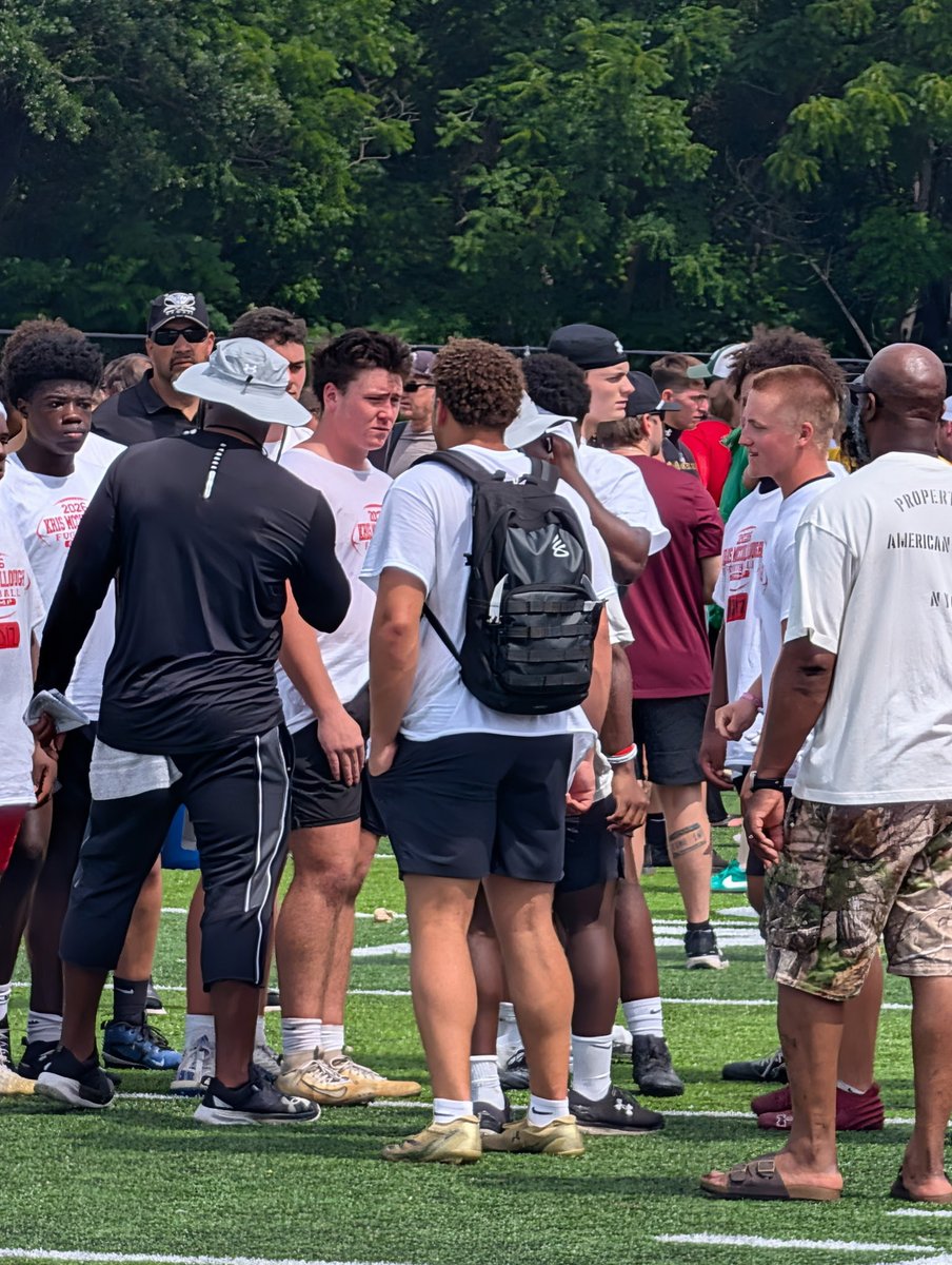 RylandCwine's tweet photo. Had a great opportunity to perform, and compete at the Gardner -Webb Mega Camp @CoachShaw_Jake @Mstout_3 @Jorayemorrriso1 @CoachK__Mac https://t.co/dRiFibR8ST