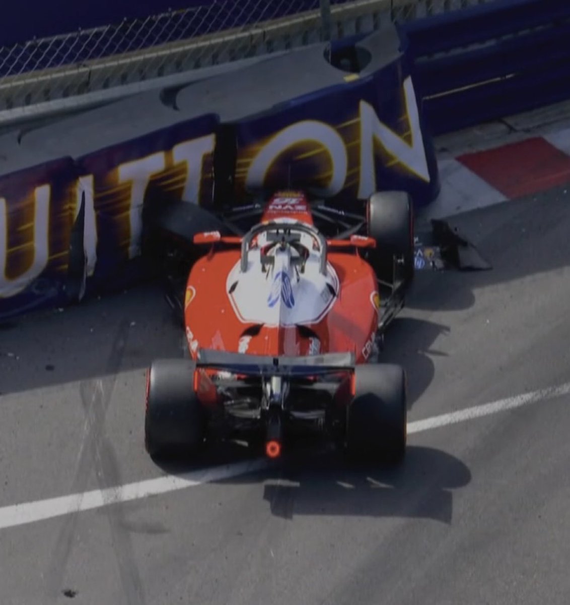 stxpduck's tweet photo. @f1rensa @FanaticsFerrari You can’t park there mate https://t.co/nfF5af5Hhn
