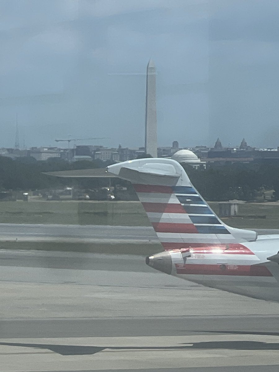 neotamesa's tweet photo. Washington monument https://t.co/b6Lz6Rg4HD
